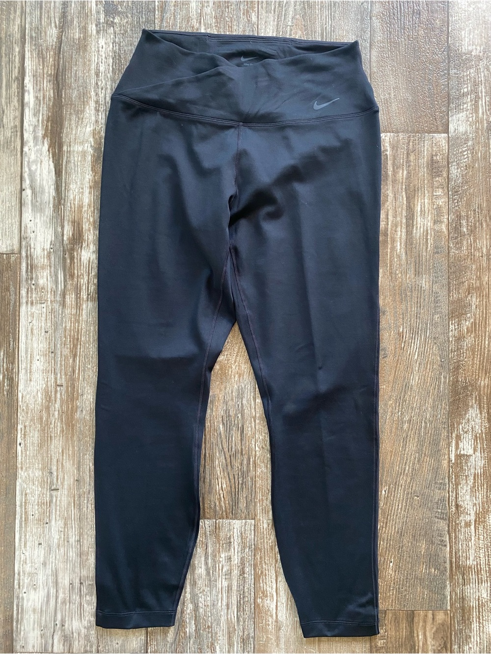 Nike Black High-Waist Leggings